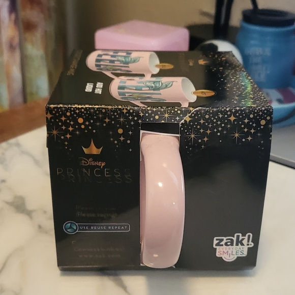 Disney Princess Little Memaid Mug, Color Changing, In box. NWOT - Picture 4 of 5